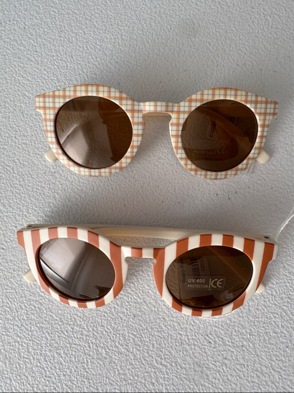 Set of 2 Kids Sunglasses